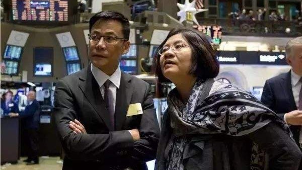 广州商标转让当当法务部讲述股权变更史：李国庆只是小股东